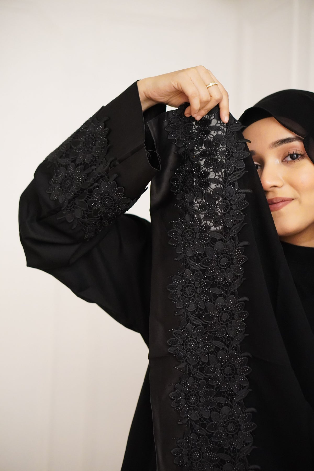 Husna Abayah