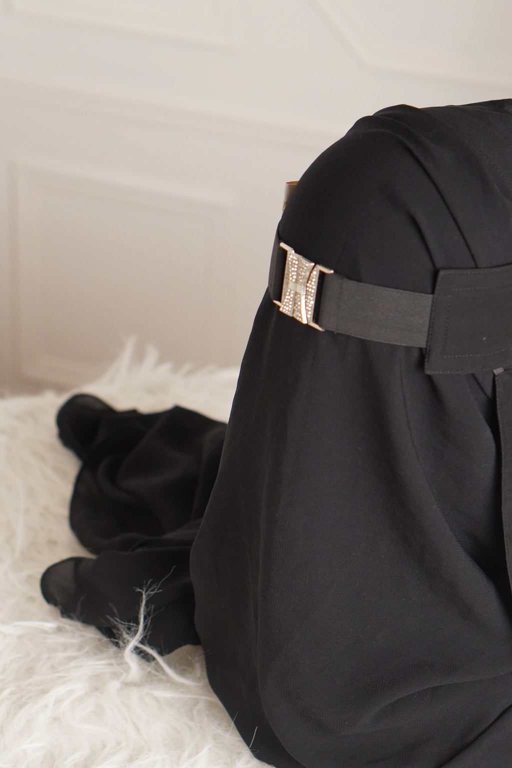 BUCKLE NIQAAB