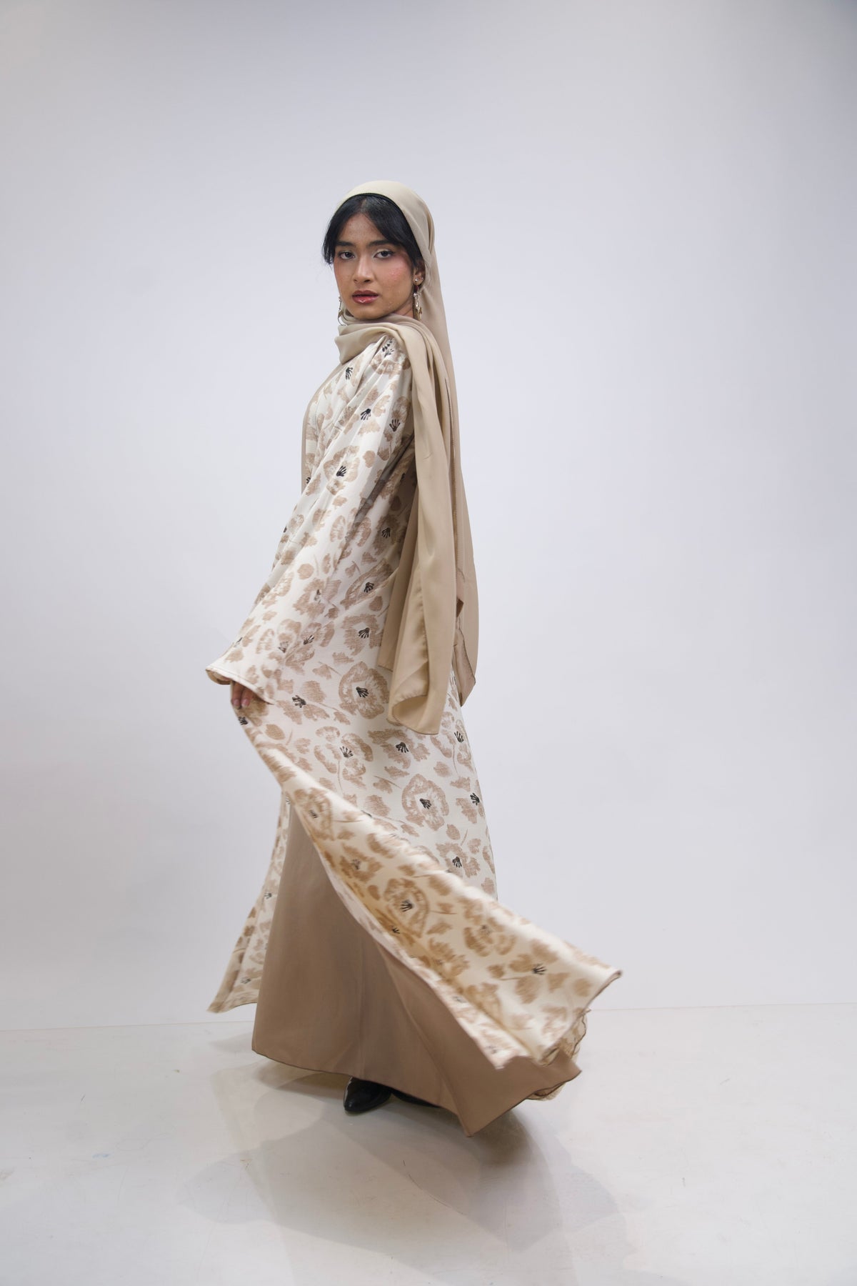 FLORAL PRINTED ABAYAH - BEIGE