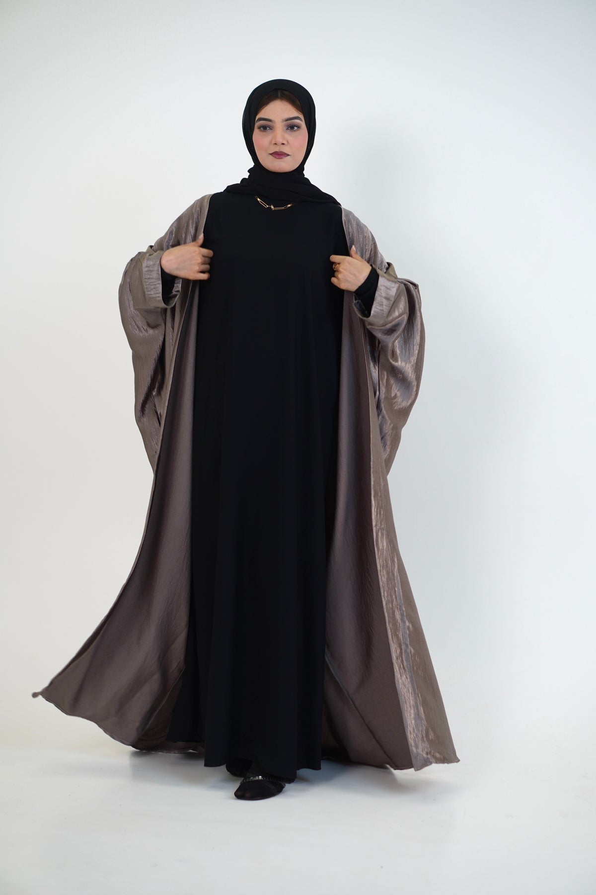 Qamar Open Abayah