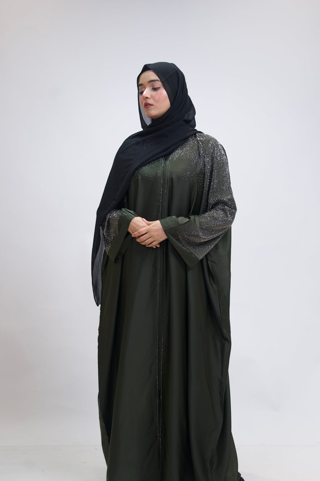 Nurgul Abayah - Zaytoon