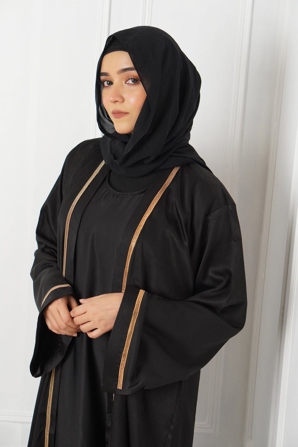 REHNUMA ABAYAH - MIDNIGHT BLACK