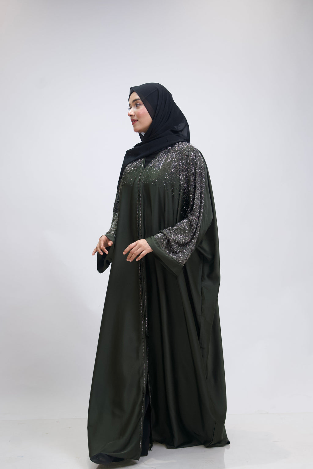 Nurgul Abayah - Zaytoon