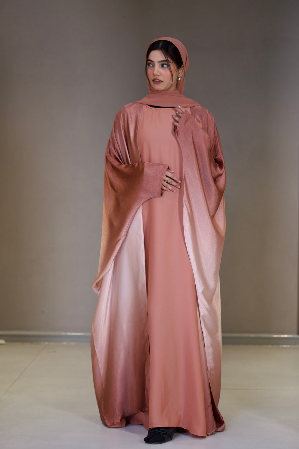 Amelia Ombre Abayah - Aurora