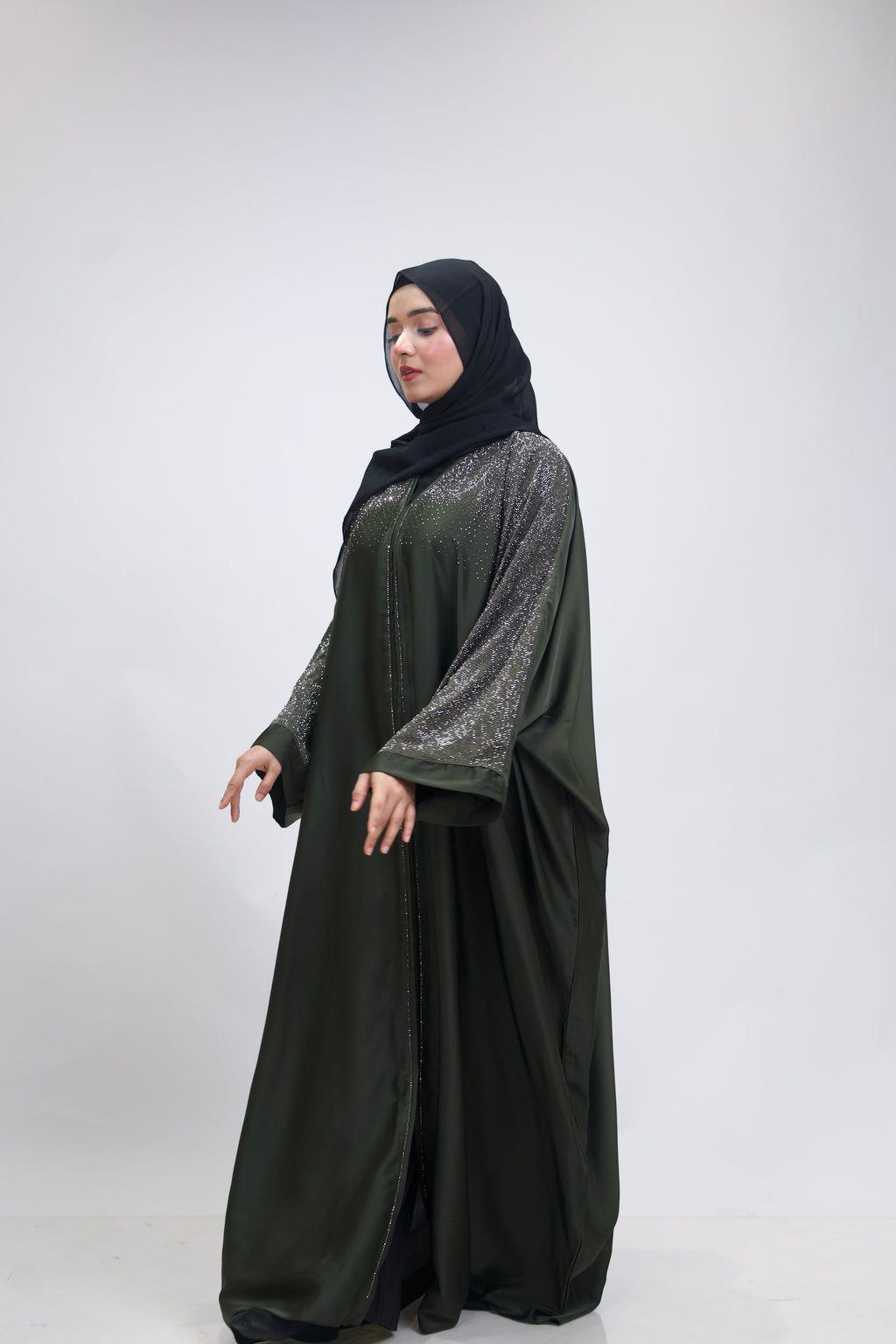 Nurgul Abayah - Zaytoon