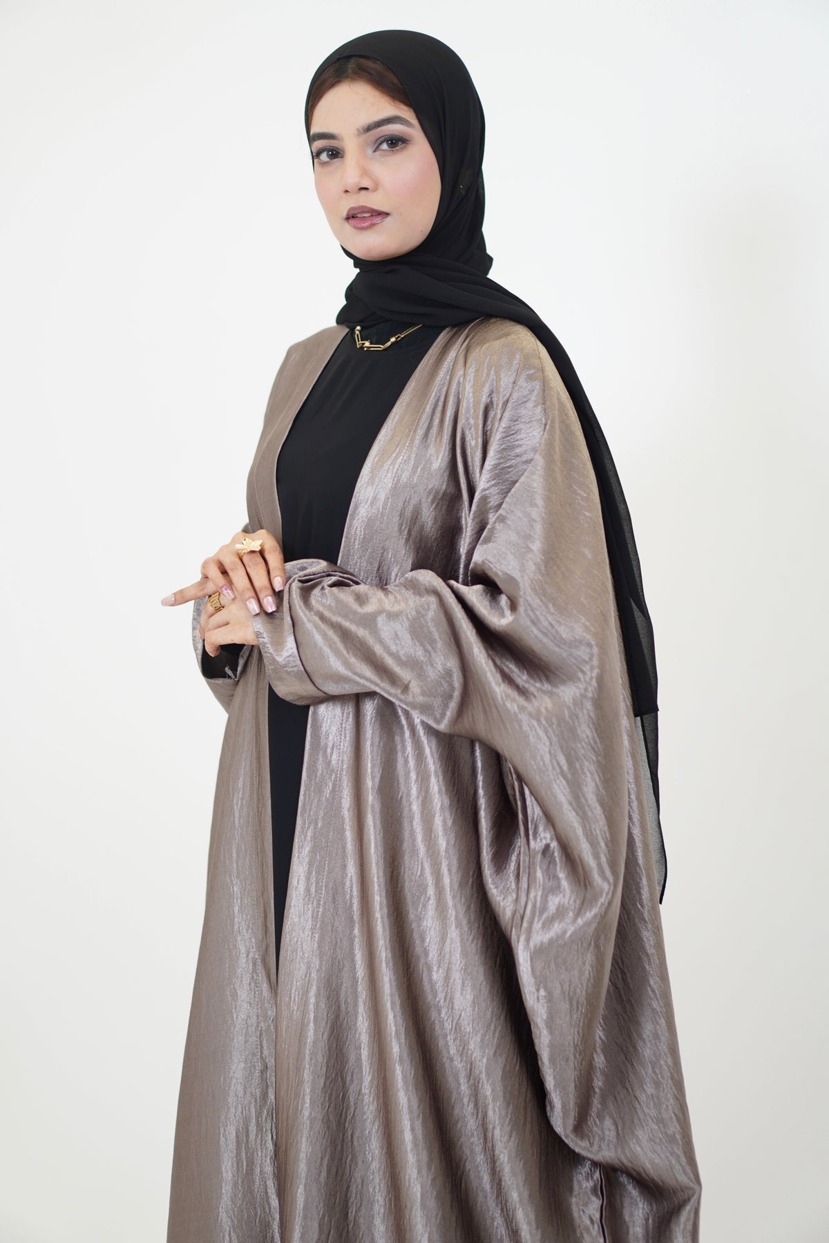 Qamar Open Abayah