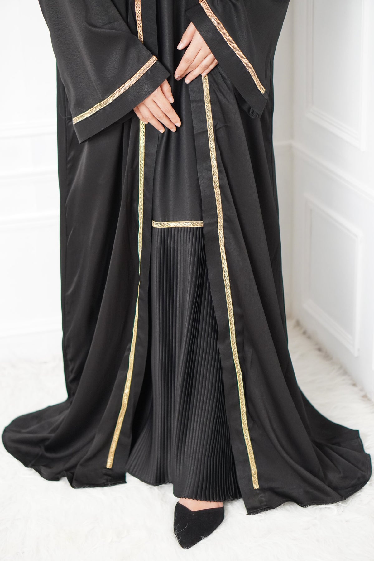 REHNUMA ABAYAH - MIDNIGHT BLACK