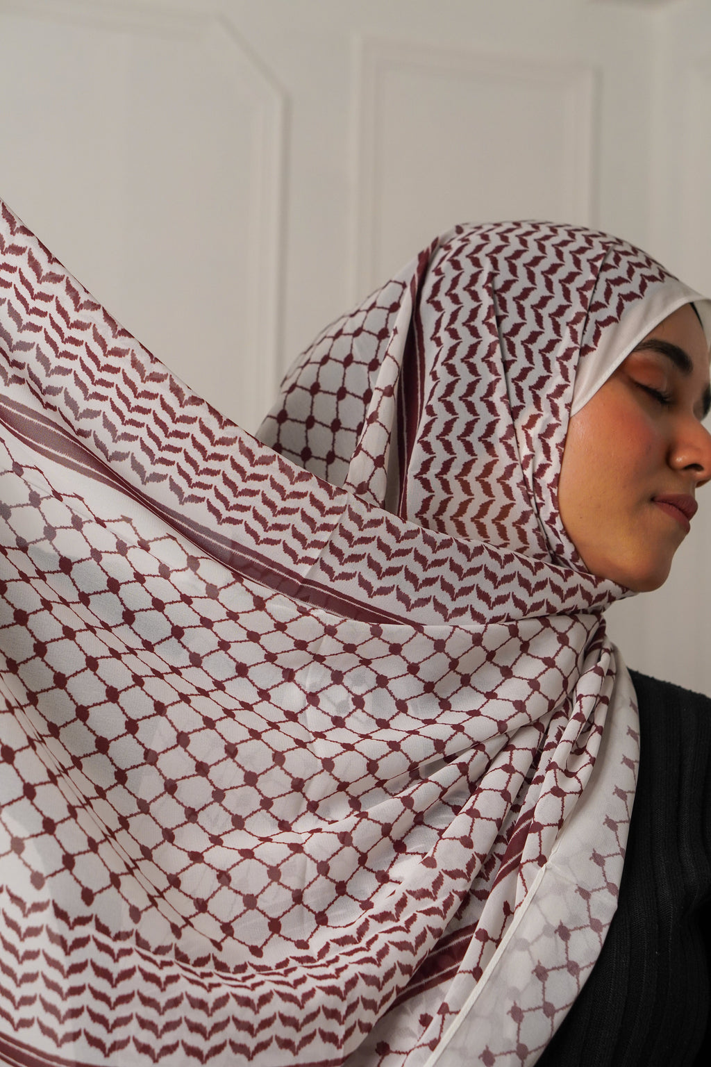Keffiyeh Hijab - Maroon