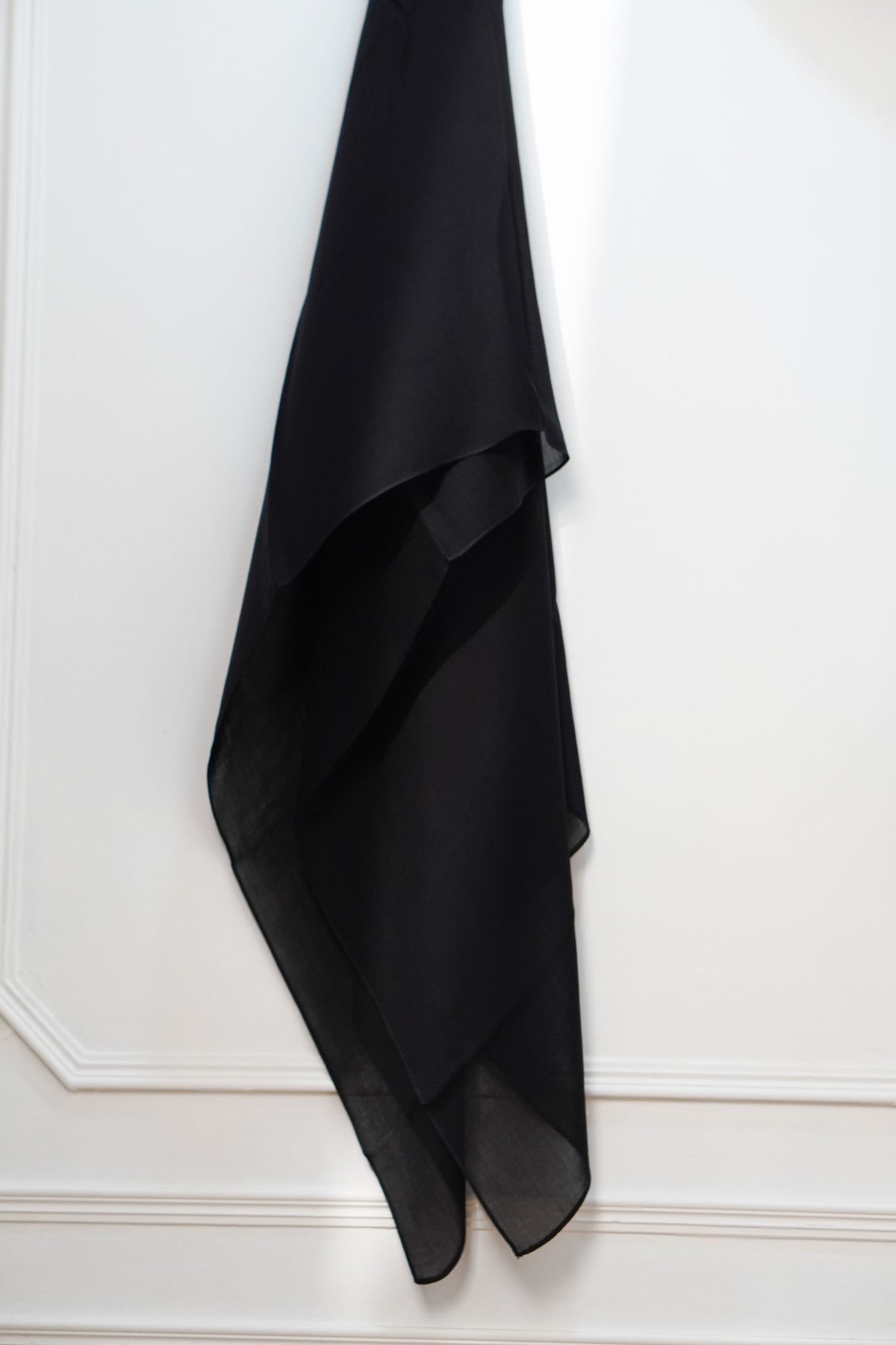 Modal Hijab #1 Midnight Black