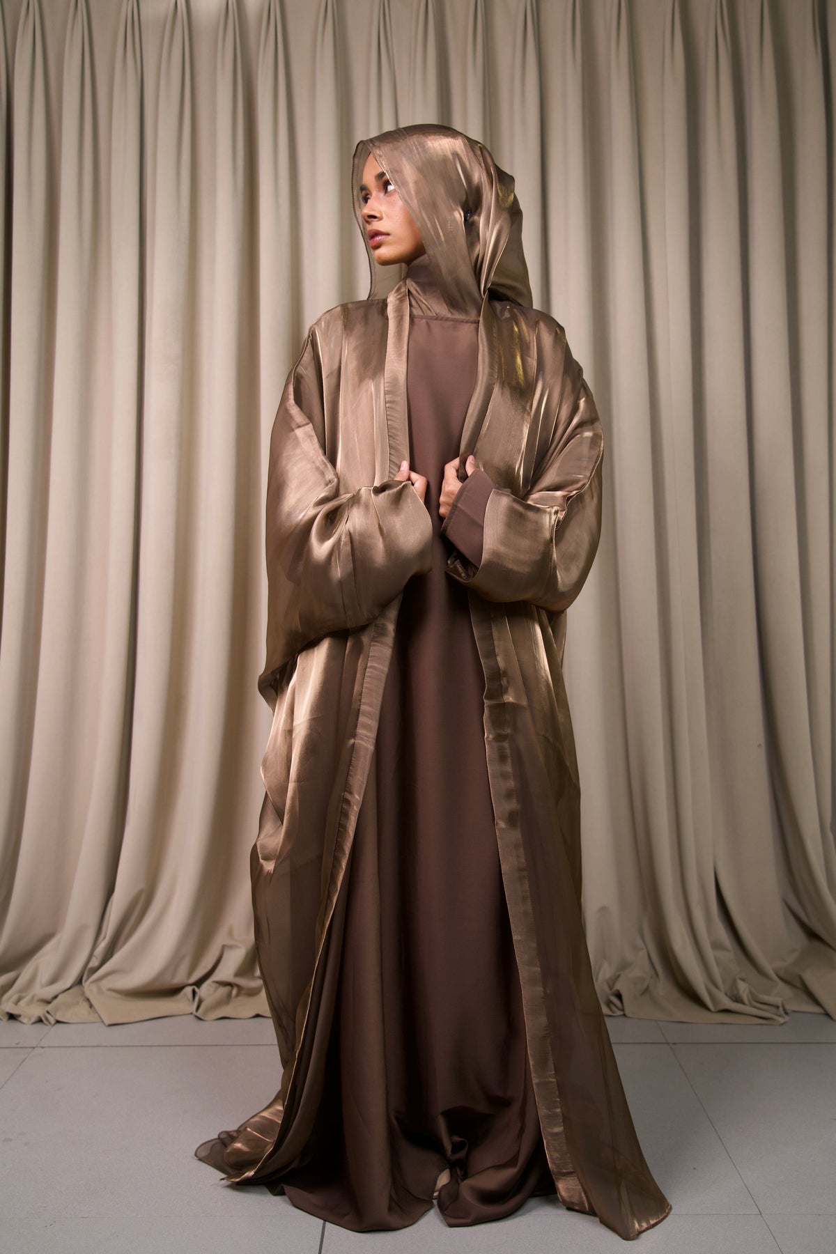 KHALEEJI ABAYAH - BROWN
